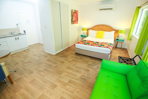 Port Douglas Motel - Tourism Gold Coast 10