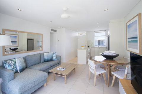 Maison Noosa - Tourism Gold Coast 13