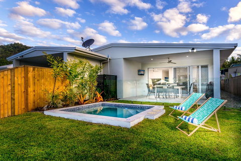 Blue Lagoon Villa A - Tourism Gold Coast 6