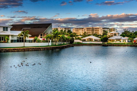 Blue Lagoon Villa A - Tourism Gold Coast 12