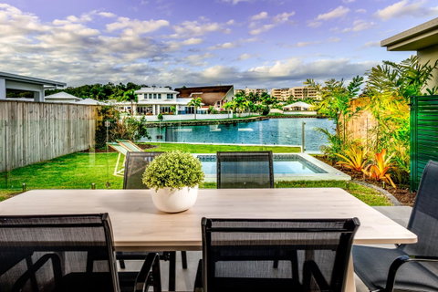 Blue Lagoon Villa A - Tourism Gold Coast 0