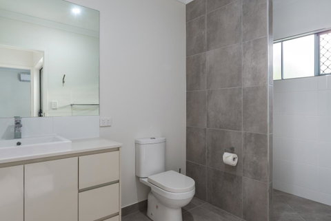 Blue Lagoon Villa A - Tourism Gold Coast 5
