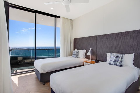 Iconic Kirra Beach Resort - Tourism Gold Coast 28