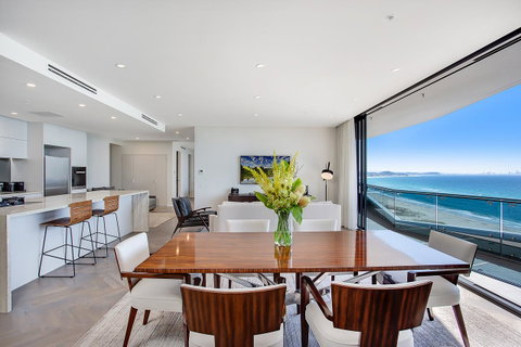 Iconic Kirra Beach Resort - Tourism Gold Coast 25