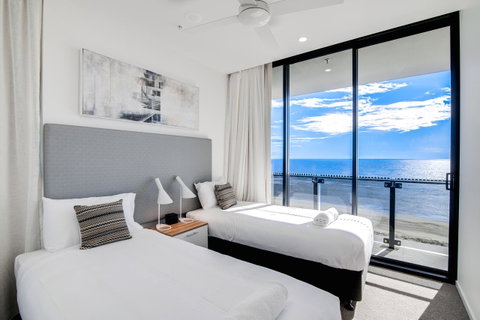 Iconic Kirra Beach Resort - Tourism Gold Coast 38
