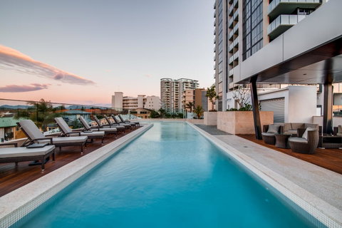 Iconic Kirra Beach Resort - Tourism Gold Coast 15