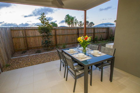 Agnes Sails - Gold Coast 4