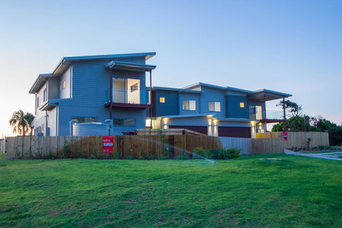 Agnes Sails - Gold Coast 14