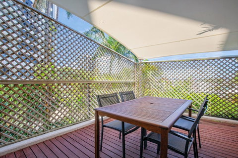 Tiki Hotel Apartments Surfers Paradise - Tourism Gold Coast 10
