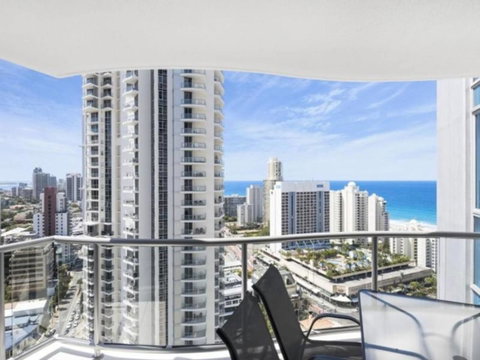 Beach Stay - Ocean & Riverview Resort Chevron Renaissance Central Surfers Paradise - Tourism Gold Coast 25