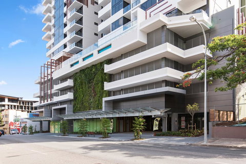 Ivy And Eve Apartments By CLLIX - Tourism Gold Coast 2