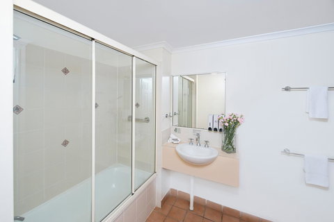 Park Regis Anchorage - Tourism Gold Coast 10