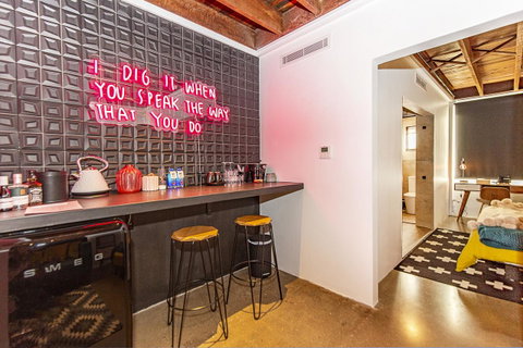 The Pink Hotel Coolangatta - Tourism Gold Coast 20