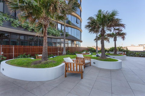 Hostrelax Residences On Alfred - Tourism Gold Coast 14