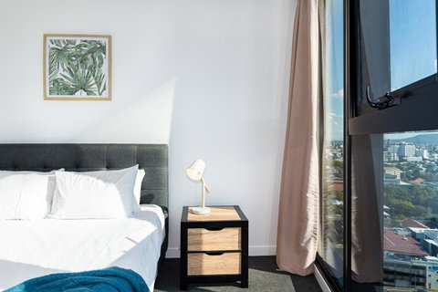 Hostrelax Residences On Alfred - Tourism Gold Coast 24