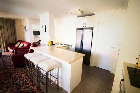 Grosvenor Beachfront Apartments Surfers Paradise - Tourism Gold Coast 4