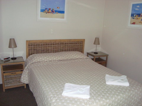 Grosvenor Beachfront Apartments Surfers Paradise - Tourism Gold Coast 13