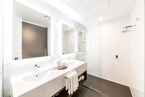 Sage Hotel James Street - Tourism Gold Coast 10