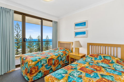 Columbia Beachfront Apartments On Rainbow Bay - Tourism Gold Coast 36