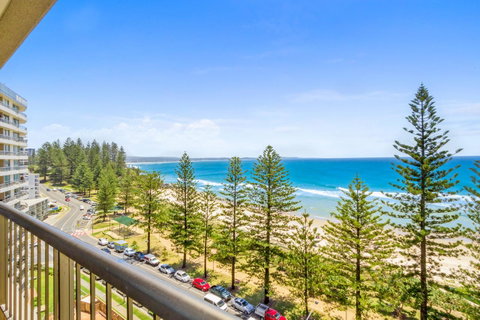Columbia Beachfront Apartments On Rainbow Bay - Tourism Gold Coast 26