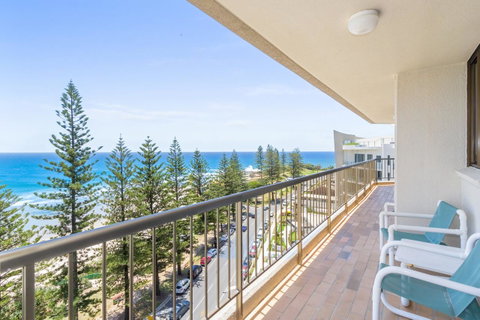 Columbia Beachfront Apartments On Rainbow Bay - Tourism Gold Coast 27