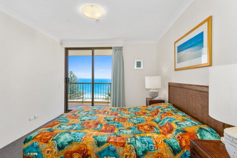 Columbia Beachfront Apartments On Rainbow Bay - Tourism Gold Coast 33