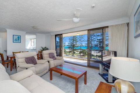 Columbia Beachfront Apartments On Rainbow Bay - Tourism Gold Coast 12