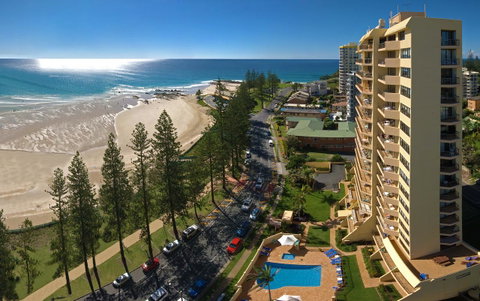 Columbia Beachfront Apartments On Rainbow Bay - Tourism Gold Coast 0