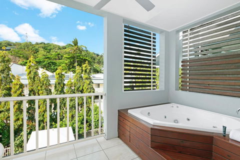 Mantra Aqueous On Port - Tourism Gold Coast 25