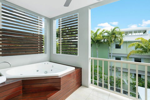 Mantra Aqueous On Port - Tourism Gold Coast 22