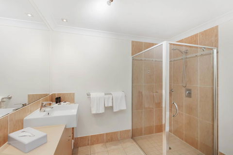 Mantra Aqueous On Port - Tourism Gold Coast 14