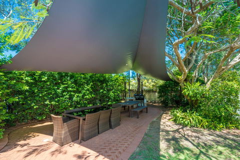 At The Sound Noosa Motel - Tourism Gold Coast 3