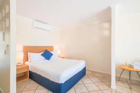 At The Sound Noosa Motel - Tourism Gold Coast 24