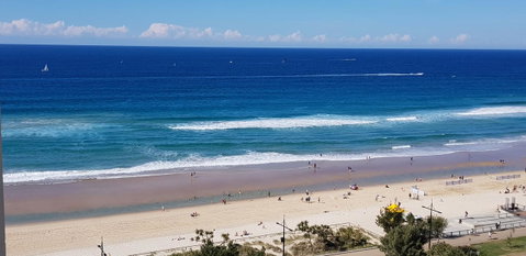 APR Private SUITES MOROC By The Beach - Tourism Gold Coast 1