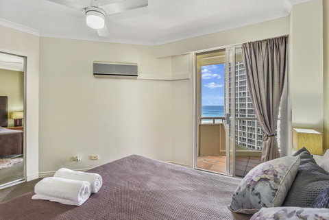 APR Private SUITES MOROC By The Beach - Tourism Gold Coast 18