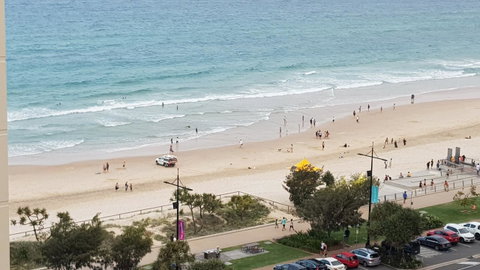 APR Private SUITES MOROC By The Beach - Tourism Gold Coast 34
