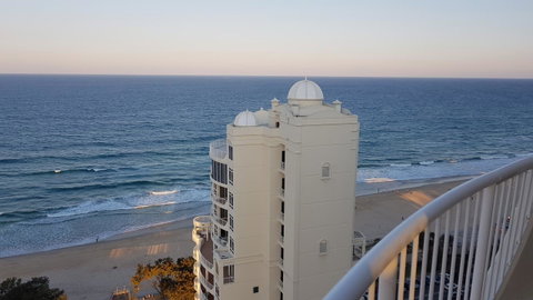 APR Private SUITES MOROC By The Beach - Tourism Gold Coast 21