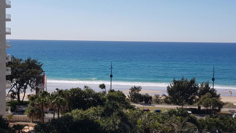 APR Private SUITES MOROC By The Beach - Tourism Gold Coast 6