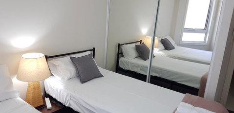 APR Private SUITES MOROC By The Beach - Tourism Gold Coast 3