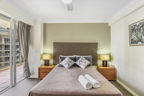 APR Private SUITES MOROC By The Beach - Tourism Gold Coast 15
