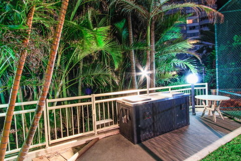 Seacrest Beachfront Apartments Surfers Paradise - Tourism Gold Coast 31