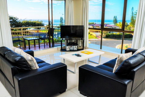Seacrest Beachfront Apartments Surfers Paradise - Tourism Gold Coast 35