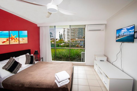 Seacrest Beachfront Apartments Surfers Paradise - Tourism Gold Coast 8
