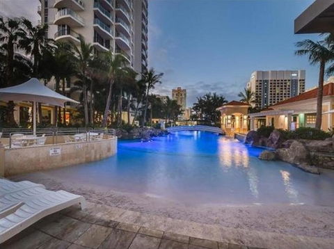 The Towers Of Chevron Renaissance - Holidays Gold Coast - Tourism Gold Coast 6