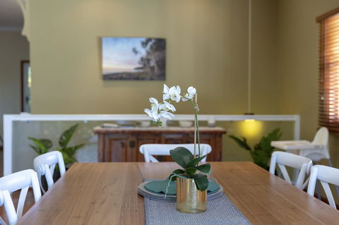 Noosa Beachhouse - Tourism Gold Coast 4