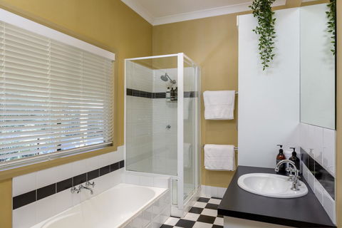 Noosa Beachhouse - Tourism Gold Coast 10