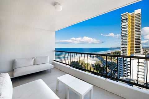 ULTIQA Beach Haven On Broadbeach - Tourism Gold Coast 1