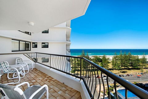 ULTIQA Beach Haven On Broadbeach - Tourism Gold Coast 34