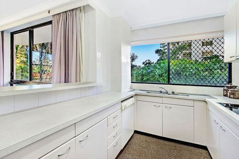 ULTIQA Beach Haven On Broadbeach - Tourism Gold Coast 36