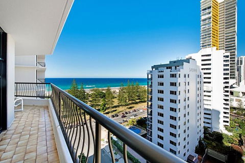 ULTIQA Beach Haven On Broadbeach - Tourism Gold Coast 33